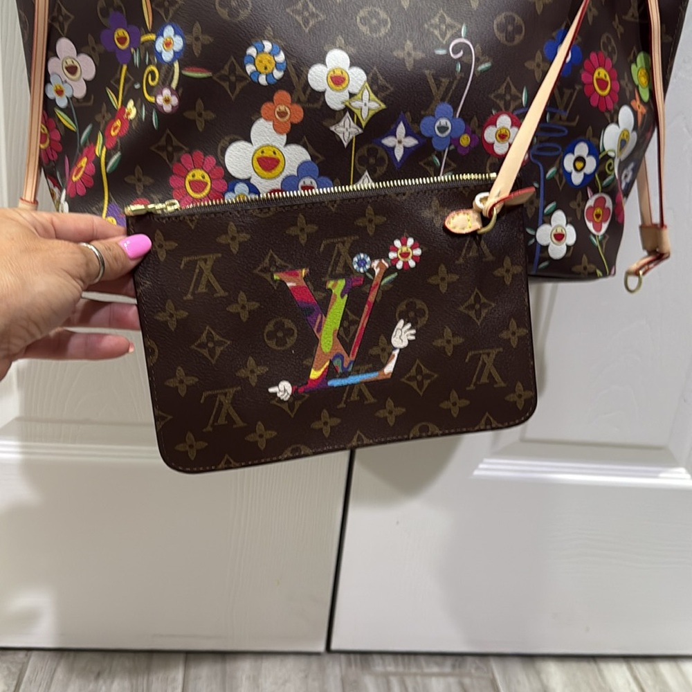 Brown Monogram Floral Tote with Multicolor Flowers - Picture 4 of 9